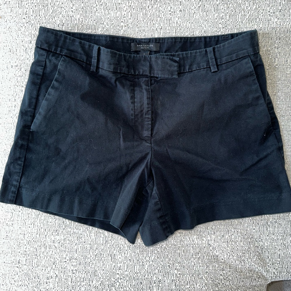 Ann Taylor Ladies Black Shorts